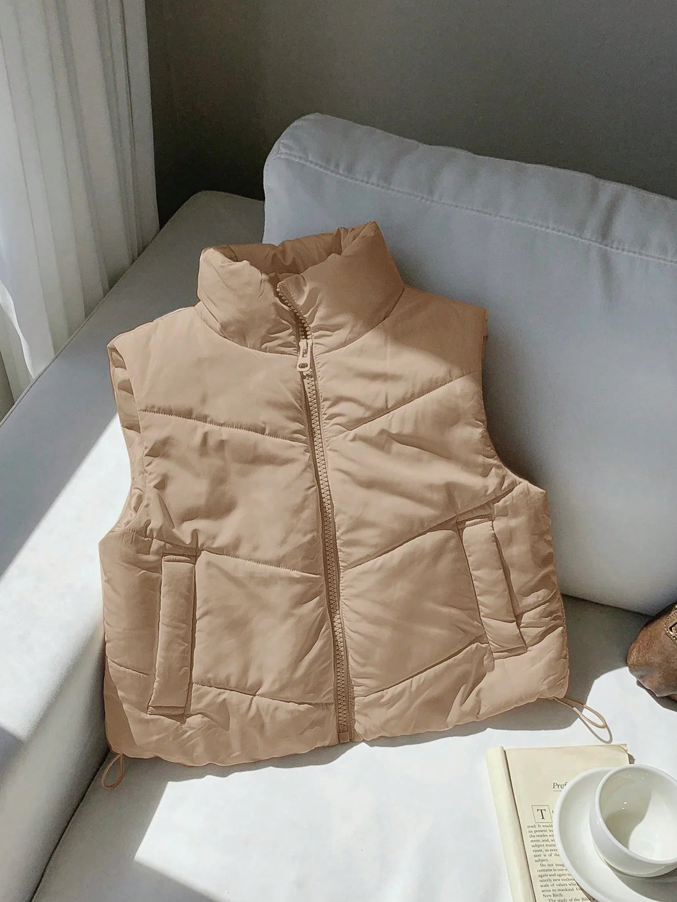 Women's Reversible Puffer Vest – Casual Zip-Up Sleeveless Winter Jacket