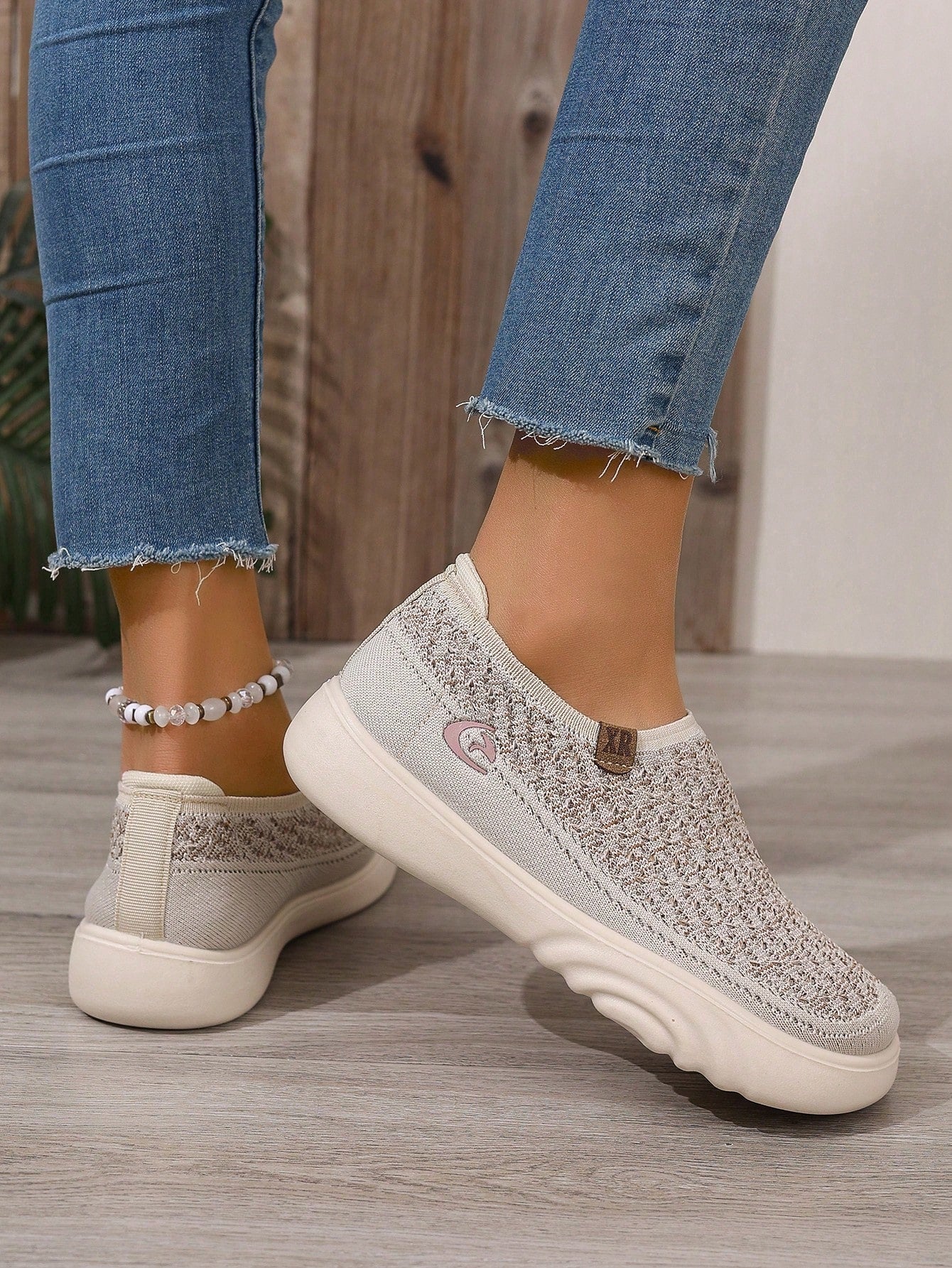 Women's Slip-On Walking Shoes – Comfortable Non-Slip Casual Loafers